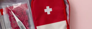 botiquín de primeros auxilios